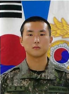 이성민썸네일 이미지